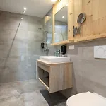 Apart33 1-18 Apartmán