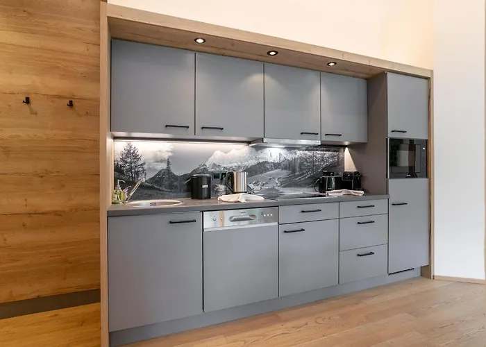 Apart33 1-18 Apartment *